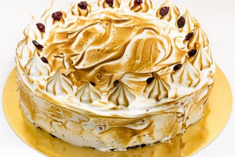 Különleges, torta született a Mátyás emlékév alkalmából